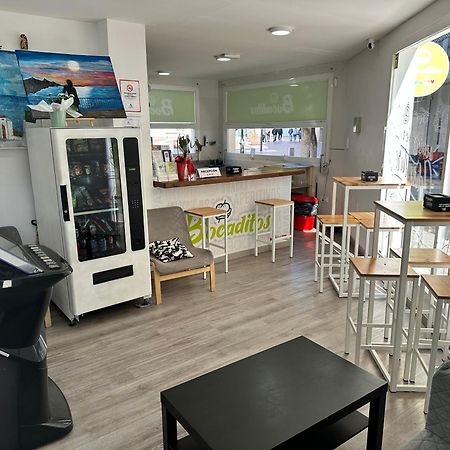 Be Happy Hostel 内尔哈 外观 照片