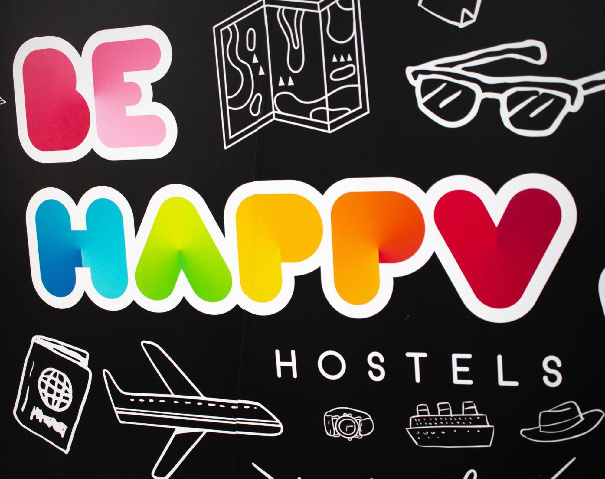 Be Happy Hostel 内尔哈 外观 照片